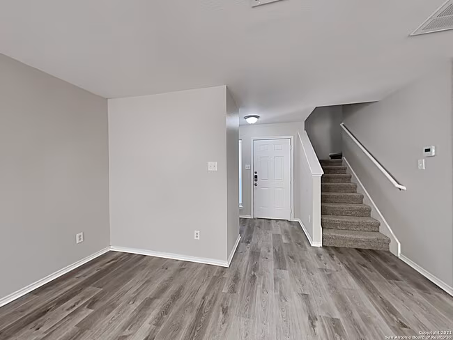 2910 Candleside Dr San Antonio, TX 78244 photo 3