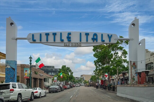 1435 India St San Diego, CA 92101 photo 3