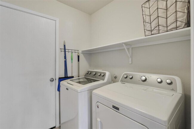3129 Manuel Creek Drive, Little Elm, TX 75068 photo 4