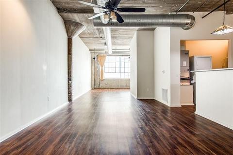 120 St Louis Ave Fort Worth, TX 76104 photo 5
