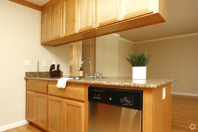 Magnolia Grove Condominiums photo 4