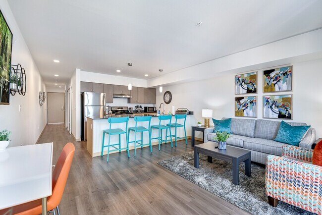 1724 S Stevens St Seattle, WA 98144 photo 3