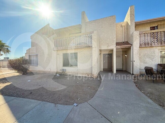 3840 N 43rd Ave Phoenix, AZ 85031 photo 2