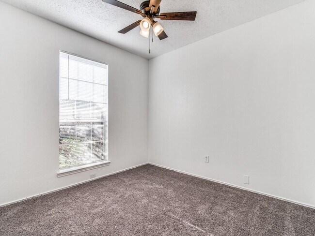 514 Meadow Lane, Forney, TX 75126 photo 3