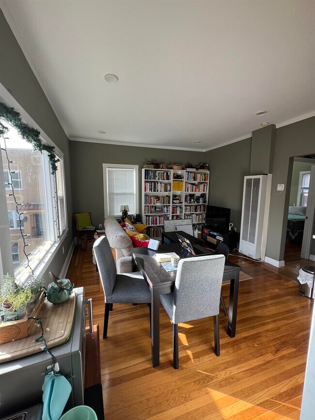1528 Milvia St Berkeley, CA 94709 photo 4