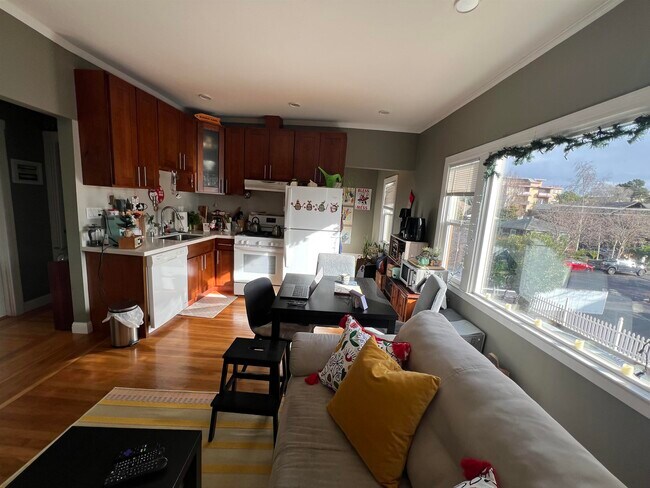 1528 Milvia St Berkeley, CA 94709 photo 5