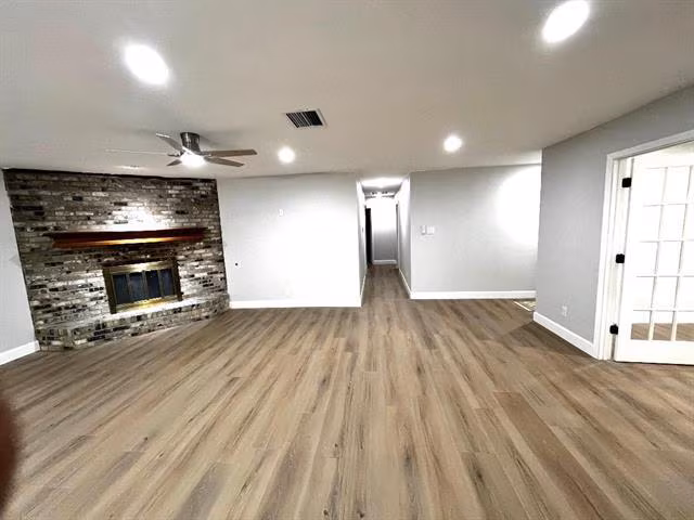 1128 Zelda Dr Hurst, TX 76053 photo 2