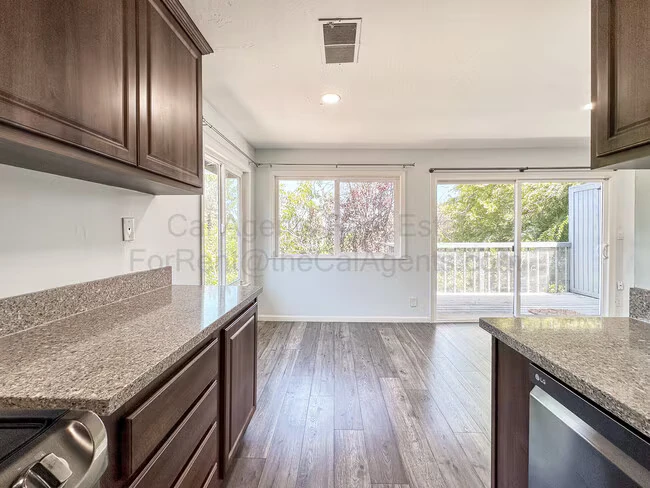 2306 D St Hayward, CA 94541 photo 4
