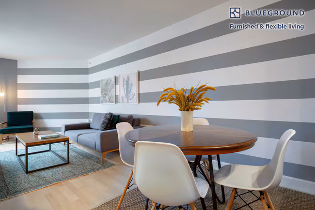 240 Lombard St San Francisco, CA 94111 photo 4