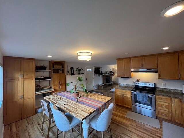 9220 11th Ave SW Seattle, WA 98106 photo 3