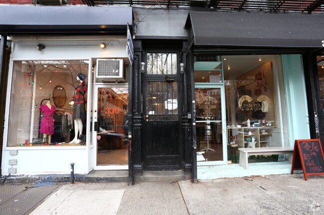 330 E 11th St New York, NY 10003 photo 5