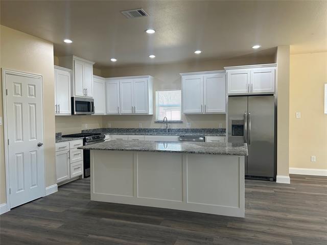 200 Oak St Venus, TX 76028 photo 2