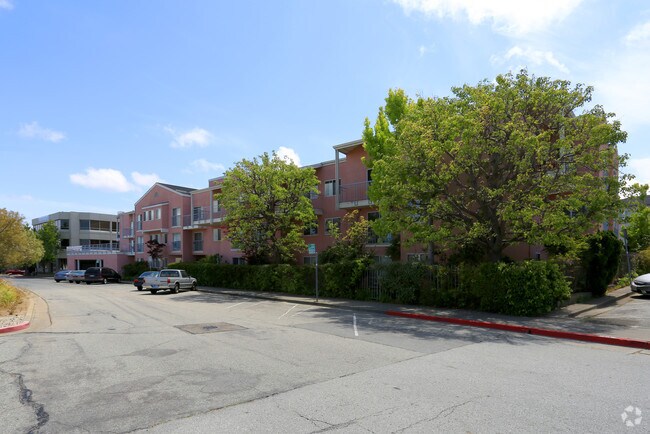 BROADWAY MANOR
