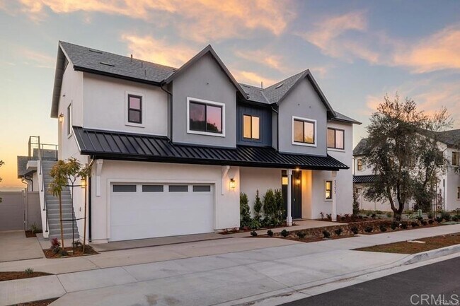 3757 Adams St Carlsbad, CA 92008 photo 2