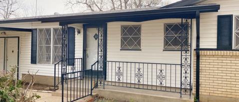 3560 Regal Rd Fort Worth, TX 76111 photo 3