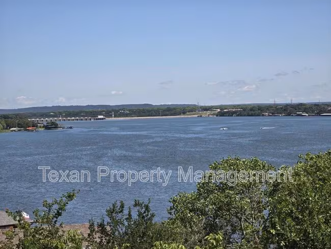 4013 Mabery Court, Granbury, TX 76048 photo 2