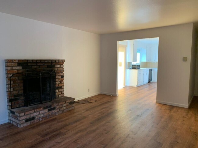 712 Sierra Vista Avenue, Mountain View, CA 94043 photo 2