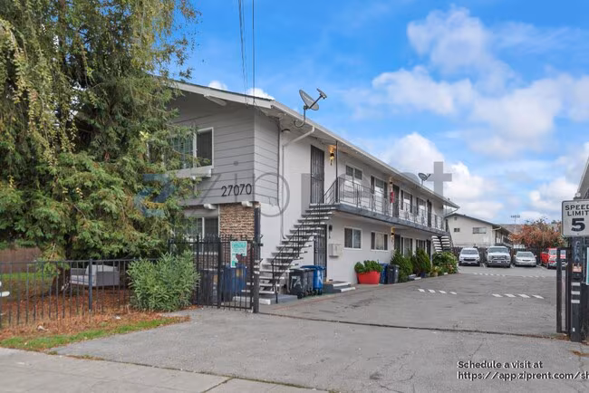 27070-27086 Manon Avenue photo 3