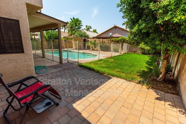 4314 E Silverwood Dr Phoenix, AZ 85048 photo 5