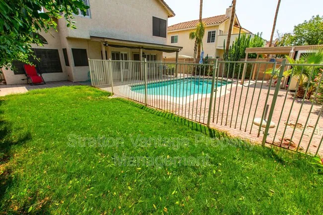 4314 E Silverwood Dr Phoenix, AZ 85048 photo 4