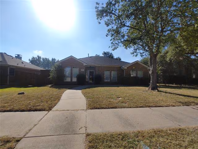 1010 Mark Twain Drive, Allen, TX 75002 photo 4