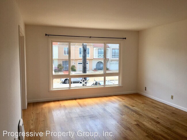 2319 44th Avenue, San Francisco, CA 94116 photo 3