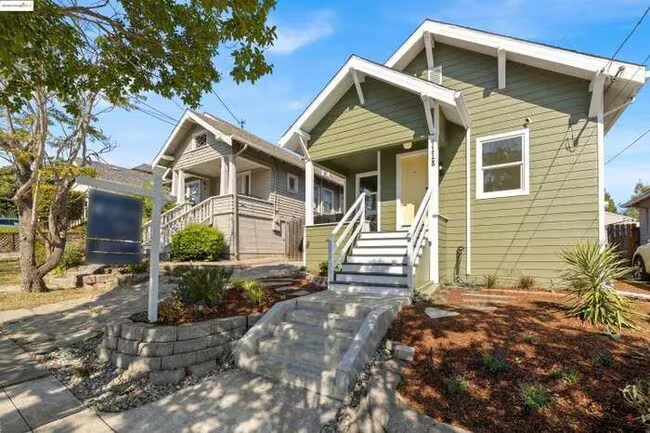 4118 Agua Vista St Oakland, CA 94601 photo 3