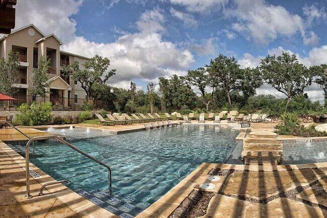 5511 Pecan Spgs Rd San Antonio, TX 78249 photo 3