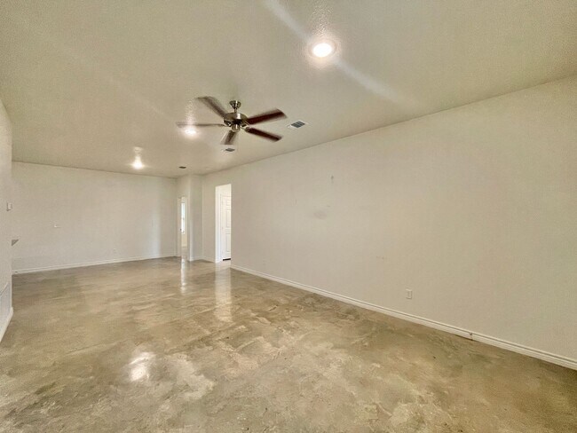 1811 Emma Naylor Ct Harker Heights, TX 76548 photo 3