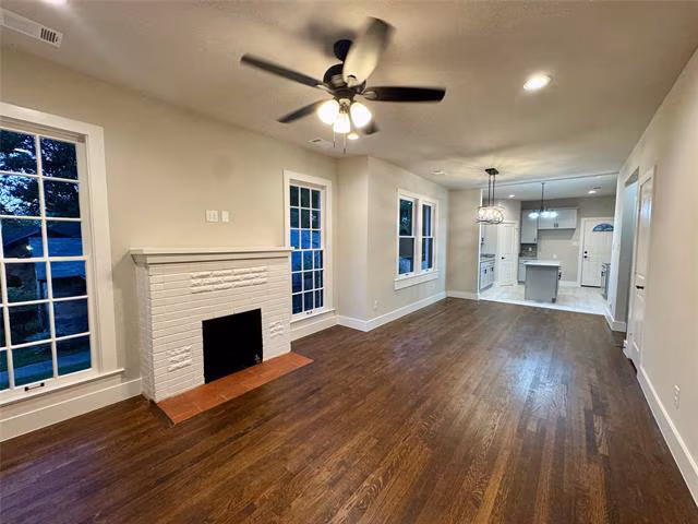 1810 Ramsey Avenue, Dallas, TX 75216 photo 2