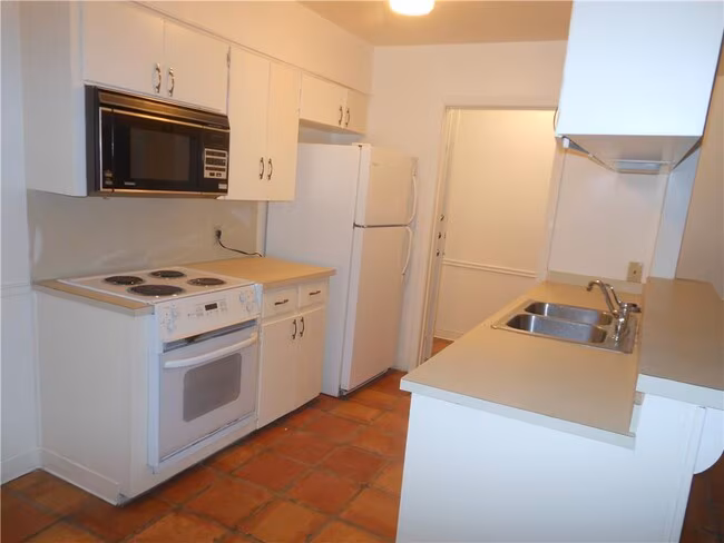 2308 Barton Skyway Austin, TX 78704 photo 5