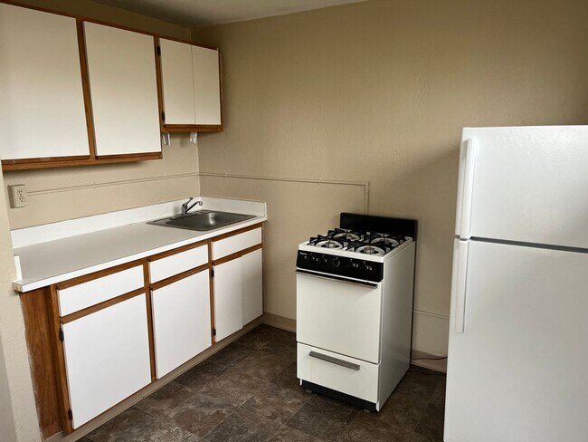 Camdon - 1 Bedroom - Central District - Vintage Charm photo 2