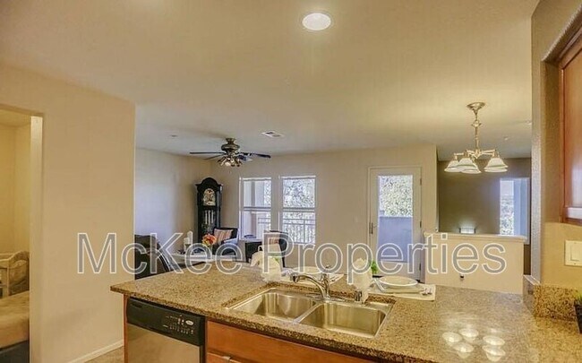3470 Spring Tide Terrace San Diego, CA 92110 photo 4