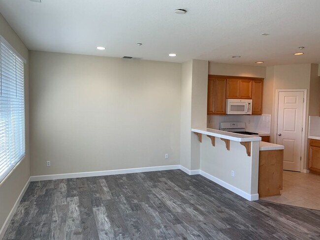314 Jefferson Drive, Brentwood, CA 94513 photo 2