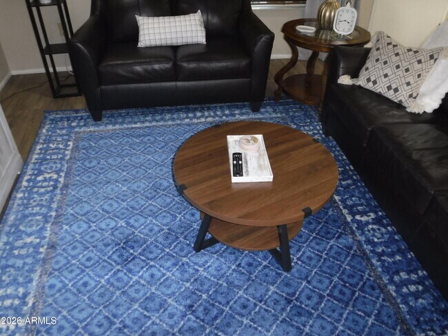 11029 W CARON Drive photo 4