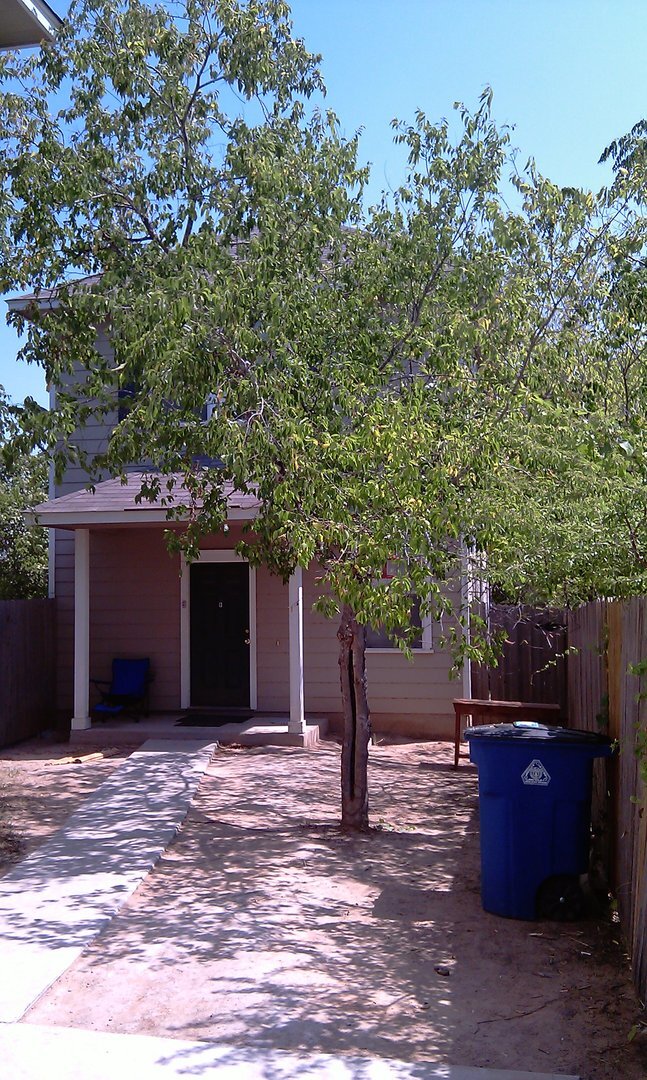 6116 Atwood St Austin, TX 78741 photo 2