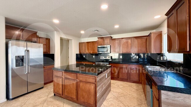 28072 North Limestone Lane, San Tan Valley, AZ 85143 photo 5