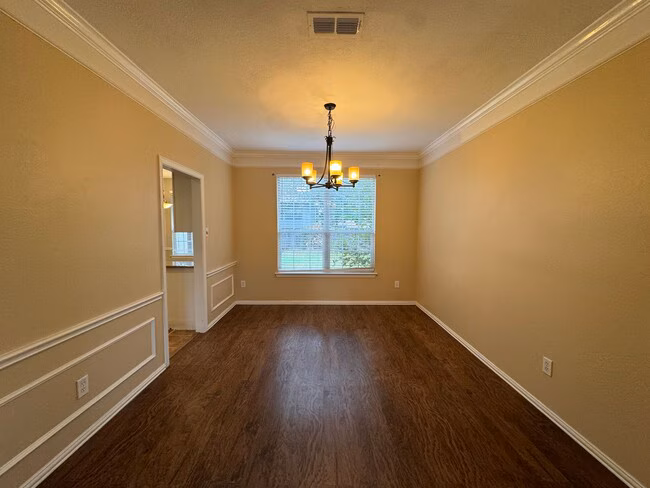 5420 Cold Springs Dr Arlington, TX 76017 photo 5