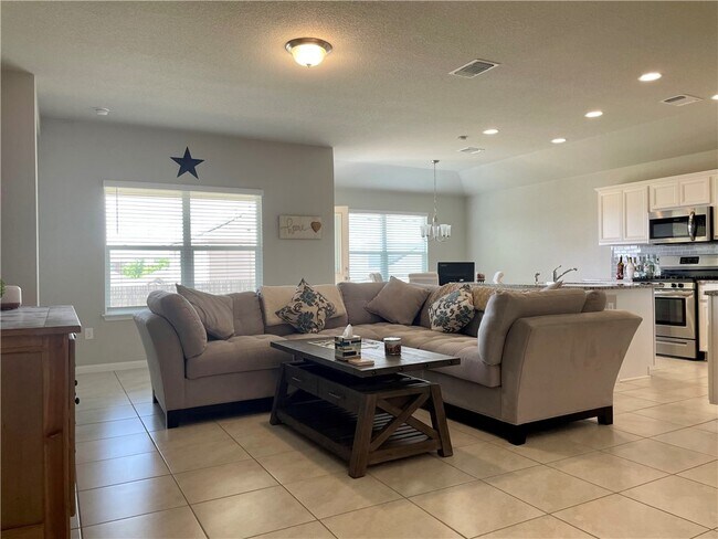 3417 Kotche St Pflugerville, TX 78660 photo 4
