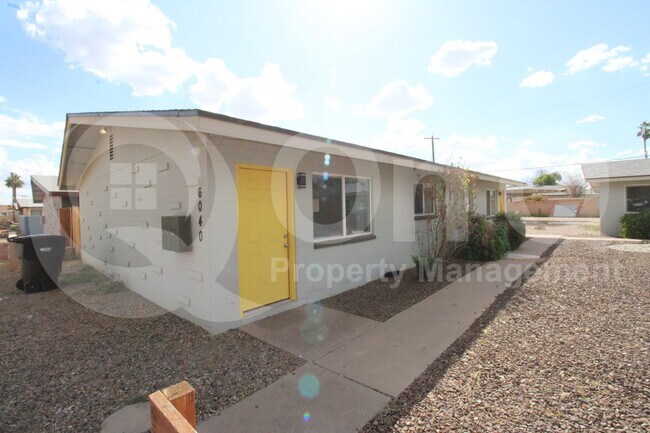 6040 North 21st Avenue, Phoenix, AZ 85015 photo 2