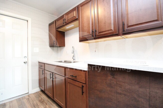 6040 North 21st Avenue, Phoenix, AZ 85015 photo 4