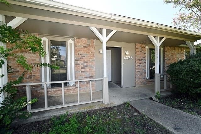 4325 Ireland St The Colony, TX 75056 photo 2