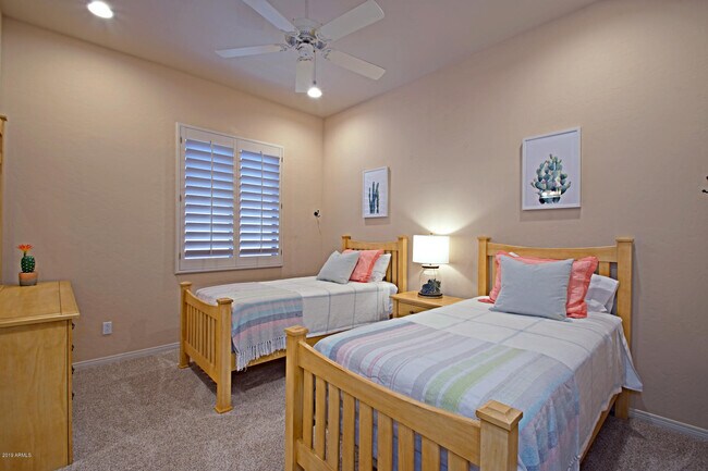 6469 E Amber Sun Dr Scottsdale, AZ 85266 photo 4