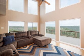 461 Naked Indian Trail New Braunfels, TX 78132 photo 3