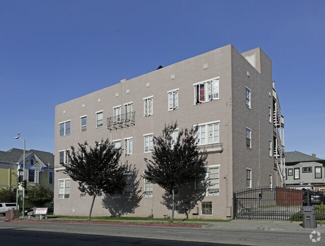 650 34th Street, Oakland, CA 94609 photo 4