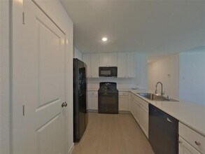 1632 Baugh Street, Mckinney, TX 75071 photo 2