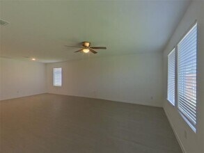 1632 Baugh Street, Mckinney, TX 75071 photo 3