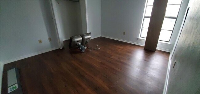 3026 North Bell Avenue, Denton, TX 76209 photo 3