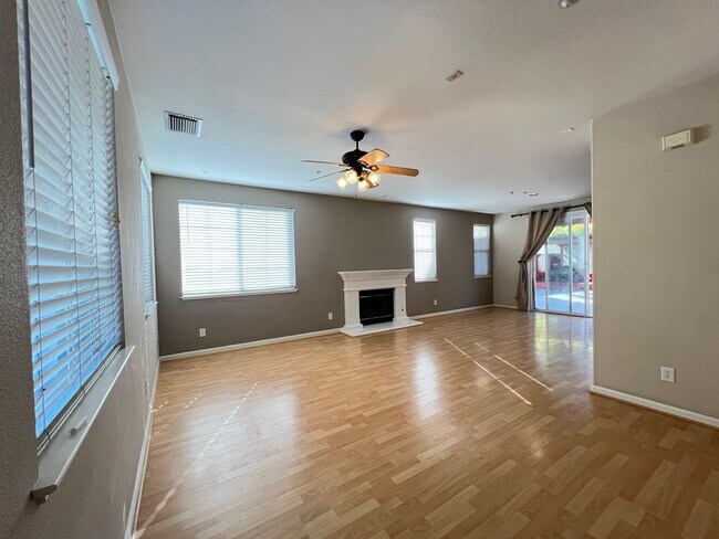 6383 Almaden Way, Livermore, CA 94551 photo 4