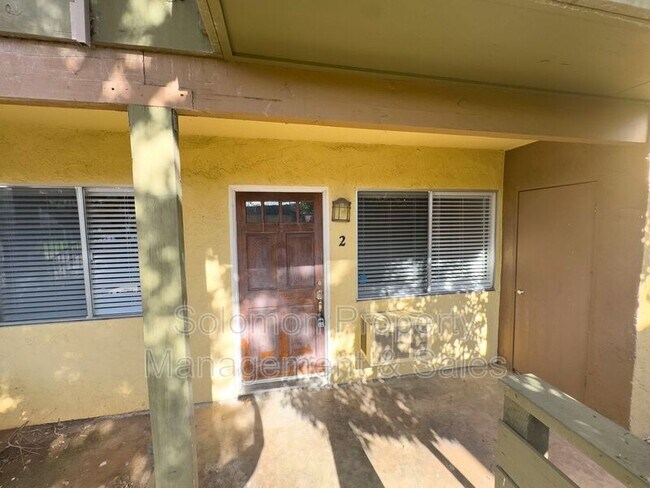 2094 E Grand Ave Escondido, CA 92027 photo 3